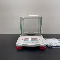Ohaus PX124 Analytical Balance image 3